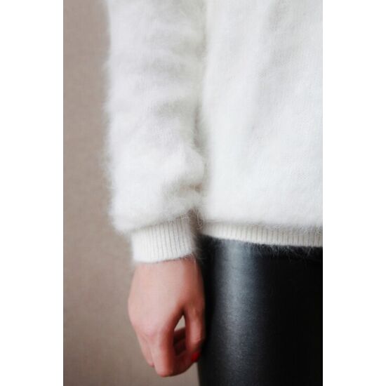 Angora Pullover Rundhals cremeweiß